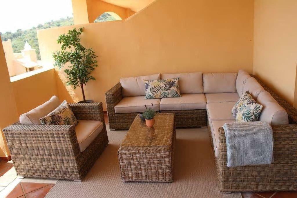 Appartement Ref 12 Luxury Aparment With Views à Marbellac Extérieur photo