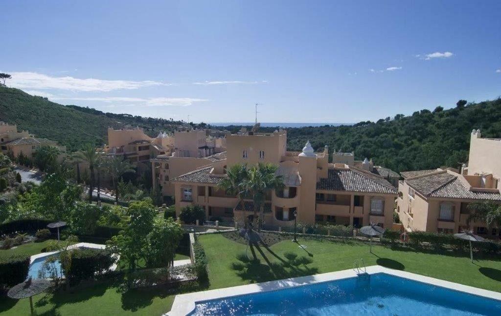 Appartement Ref 12 Luxury Aparment With Views à Marbellac Extérieur photo