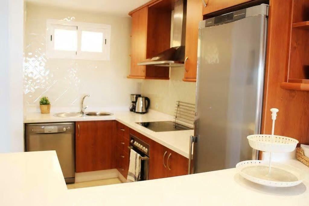 Appartement Ref 12 Luxury Aparment With Views à Marbellac Extérieur photo