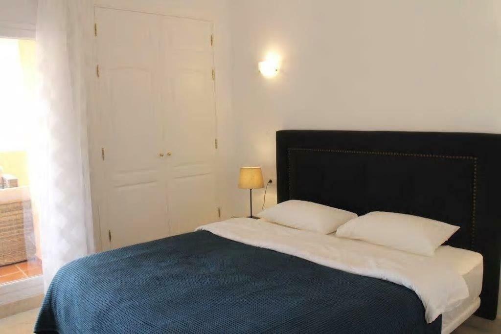 Appartement Ref 12 Luxury Aparment With Views à Marbellac Extérieur photo